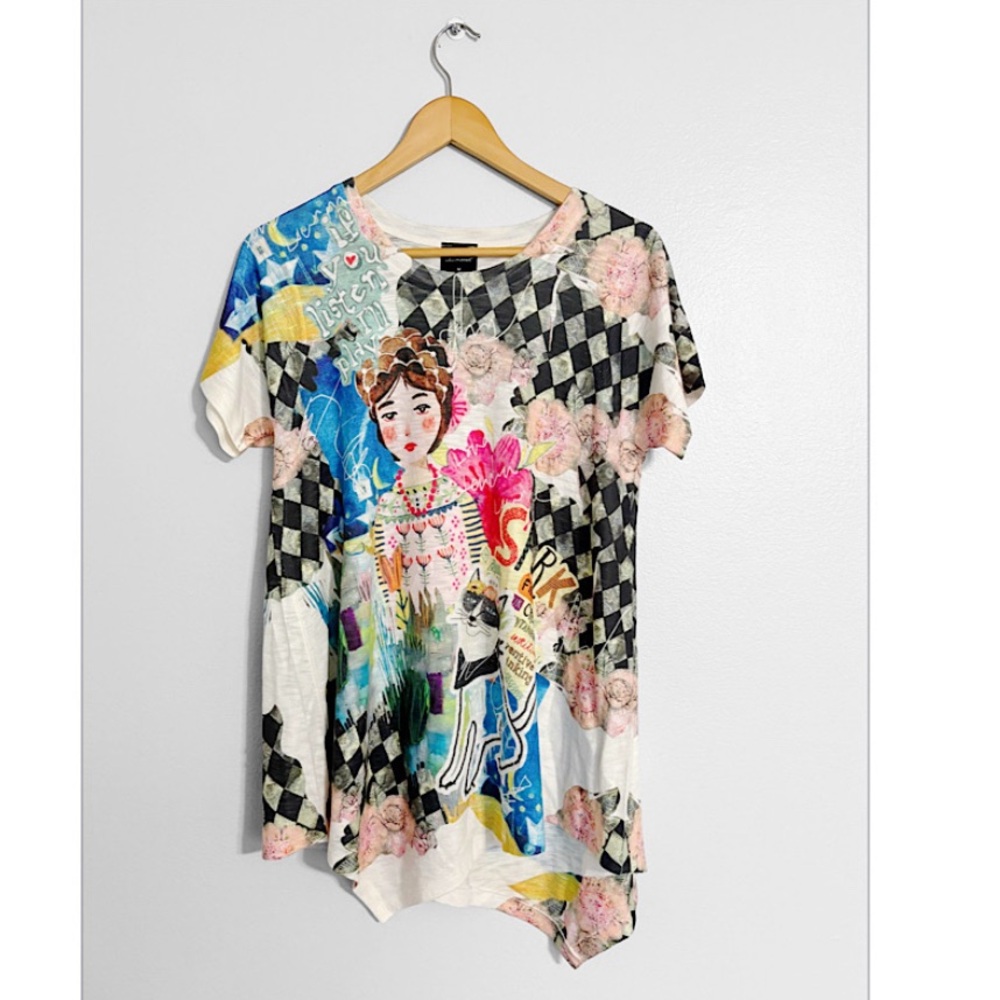 Pink and Green Asymmetrical Graphic Short Sleeve Tee